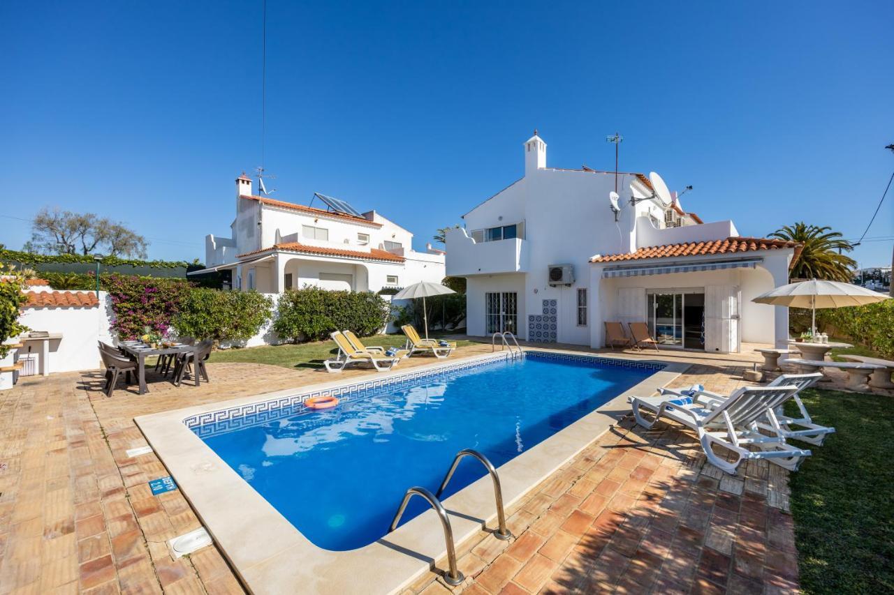 Dos Netos Villa